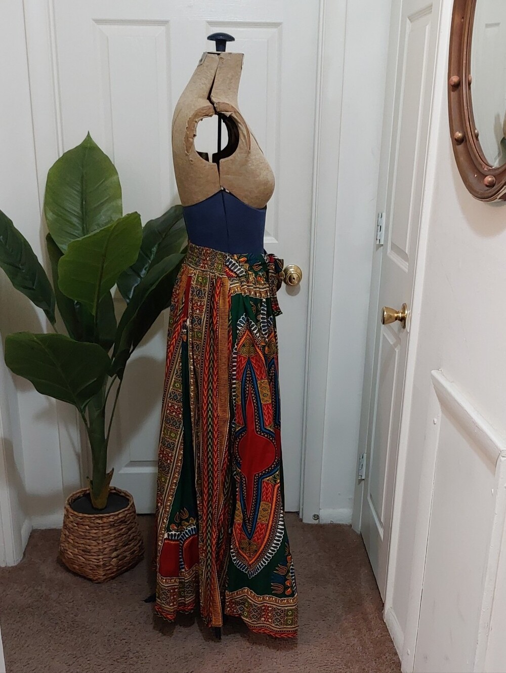 African Print Maxi Skirt with Red and Orange Motif Free Size Elastic Waist - Picture 2 of 6